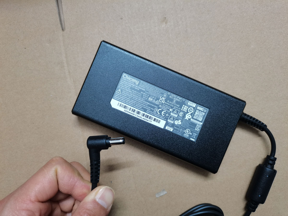 NIEUWE OEM Slim Chicony 20.0 V - Pc Gaming Msi recensie en prijs