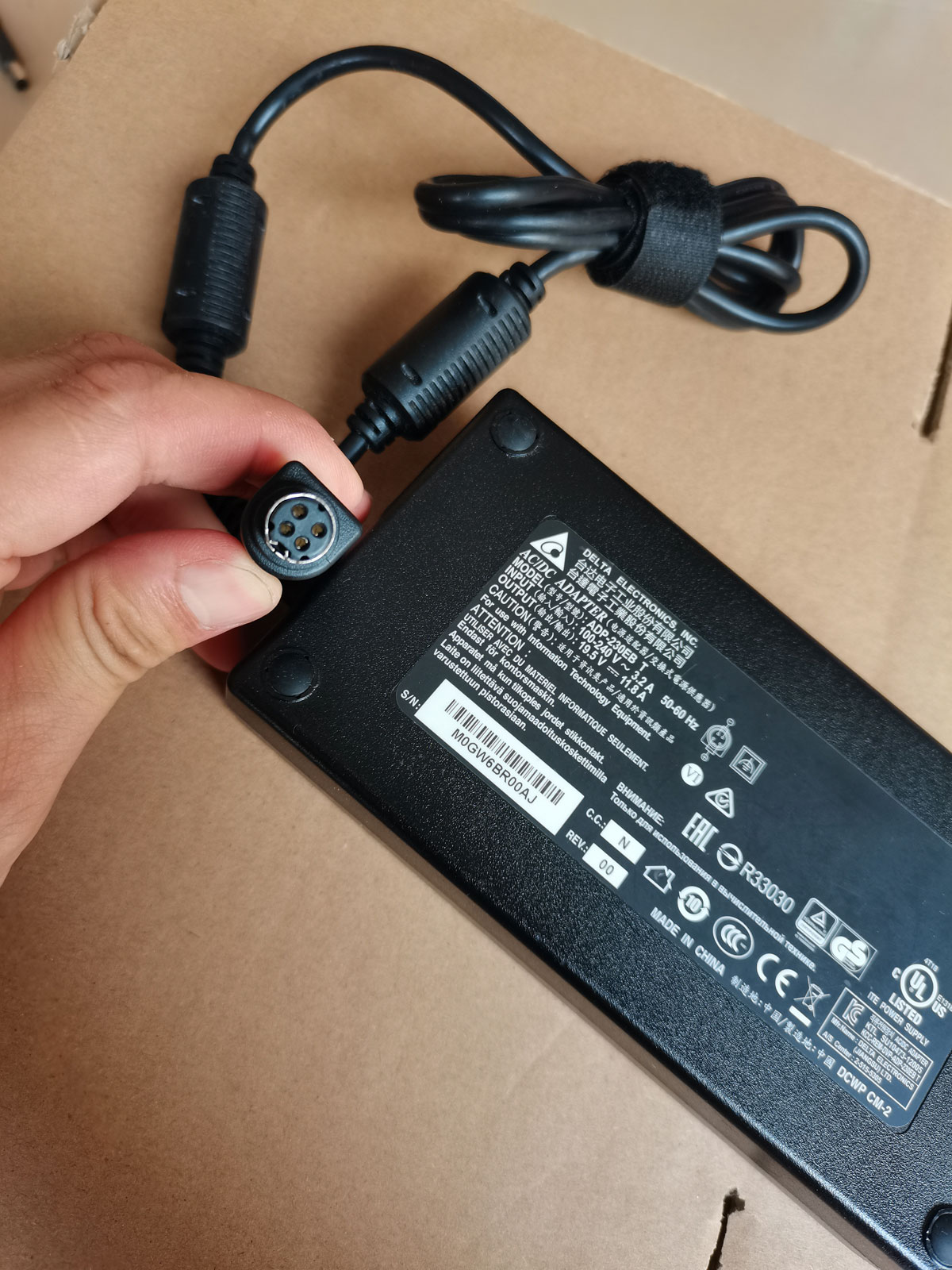 OEM Delta 230 W 19.5 V 11.8A A - Pc Gaming Msi recensie en prijs